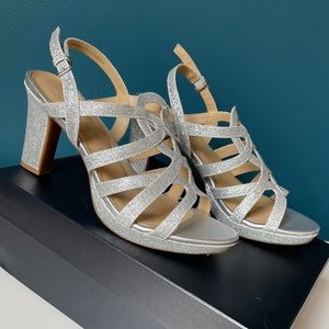 Naturalizer size 8.5 heels, with box.